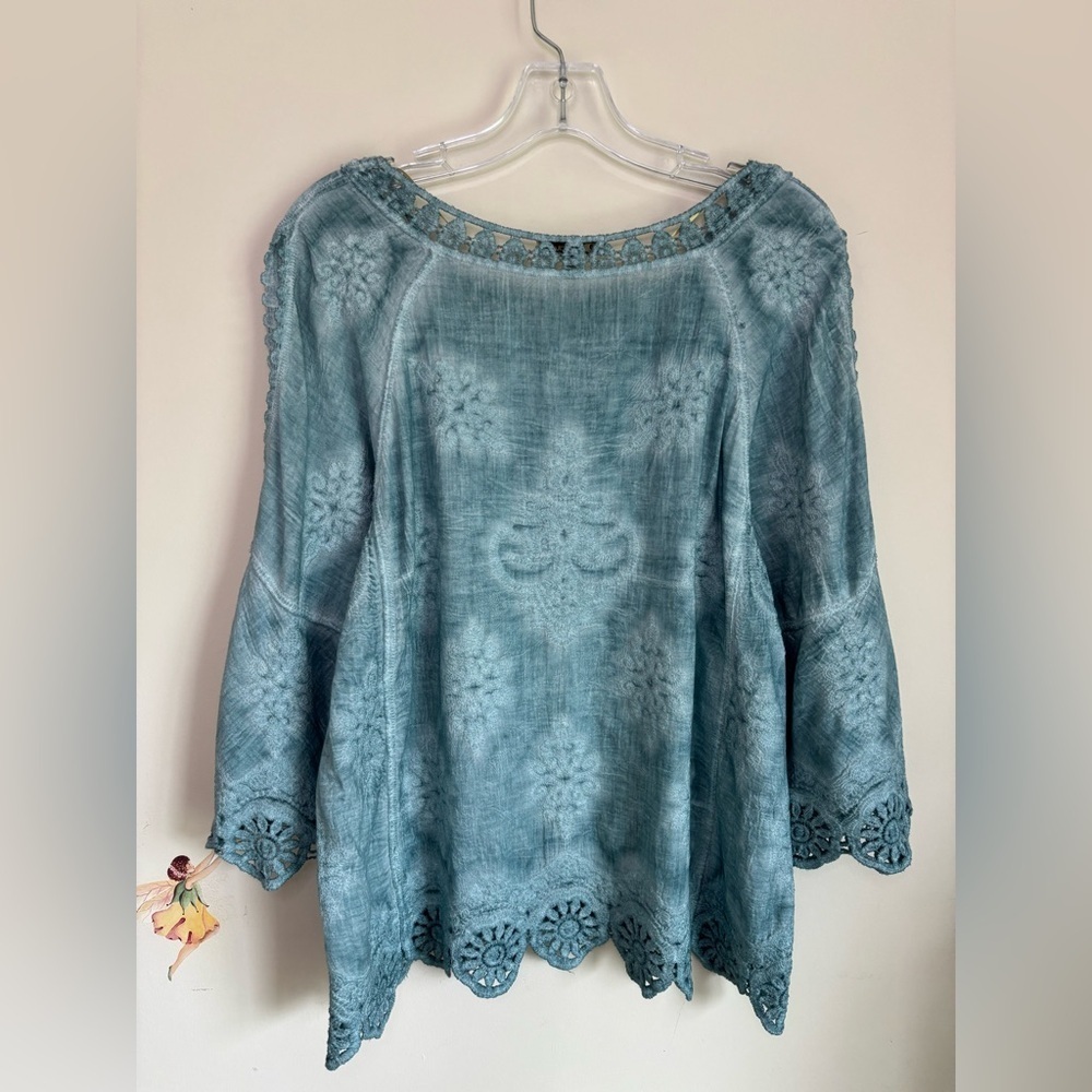 Democracy Blouse Size S Top Sleeves 2/3 Crewneck Light Blue - Picture 5 of 15